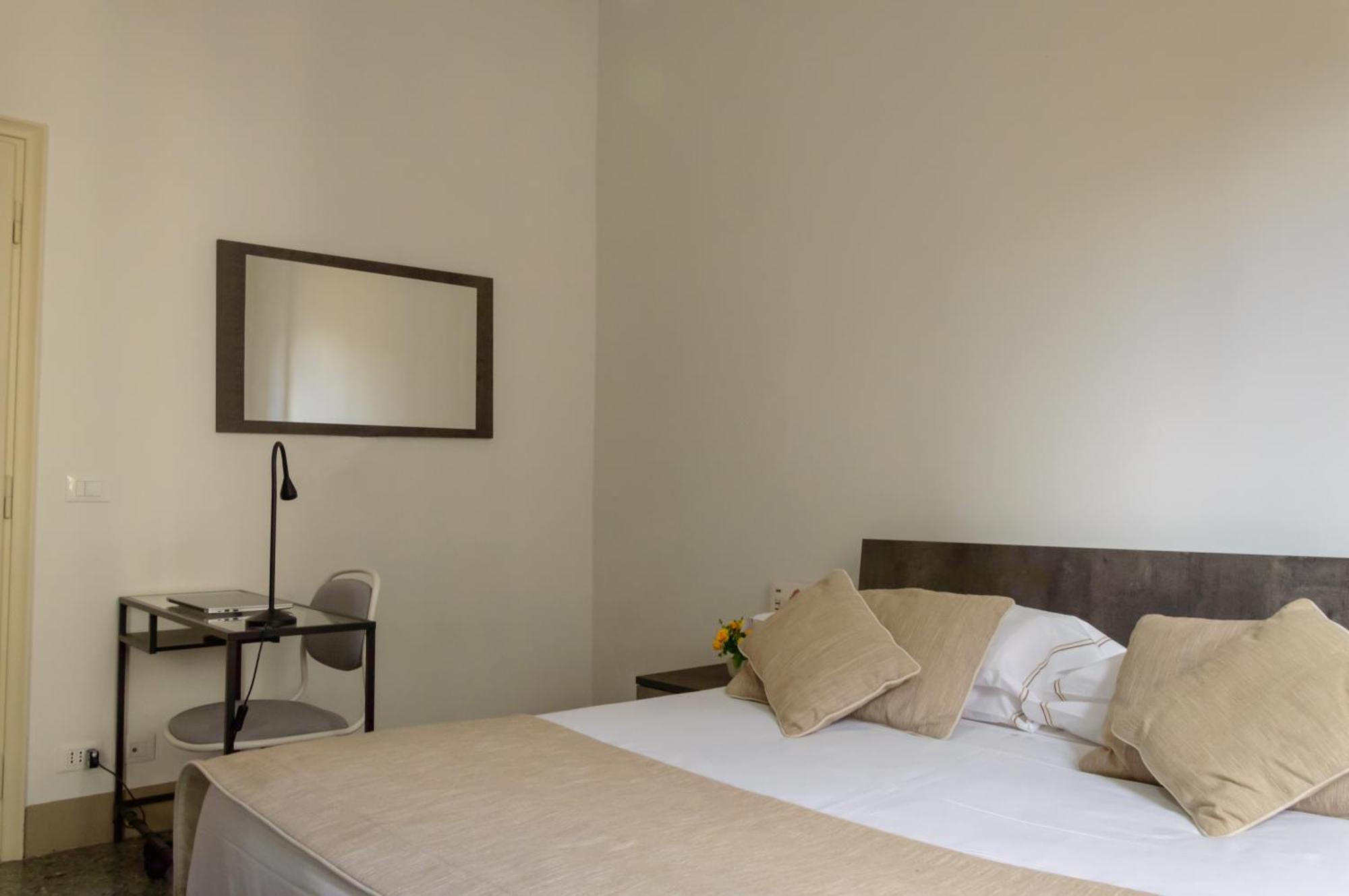 Homelink Firenze - Charlotte Zewnętrze zdjęcie